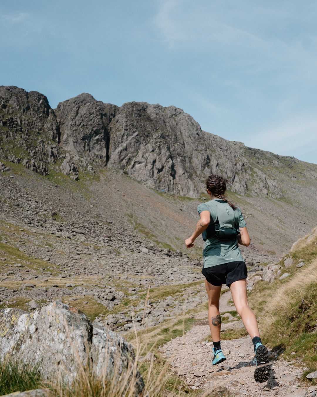What to wear when running in spring and summer