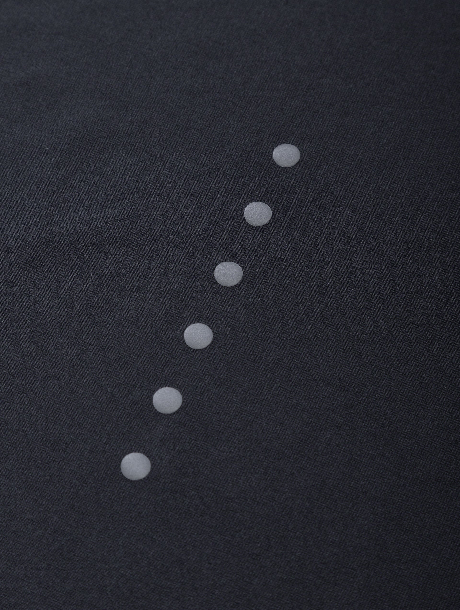 RH-00681 Black/Bright White