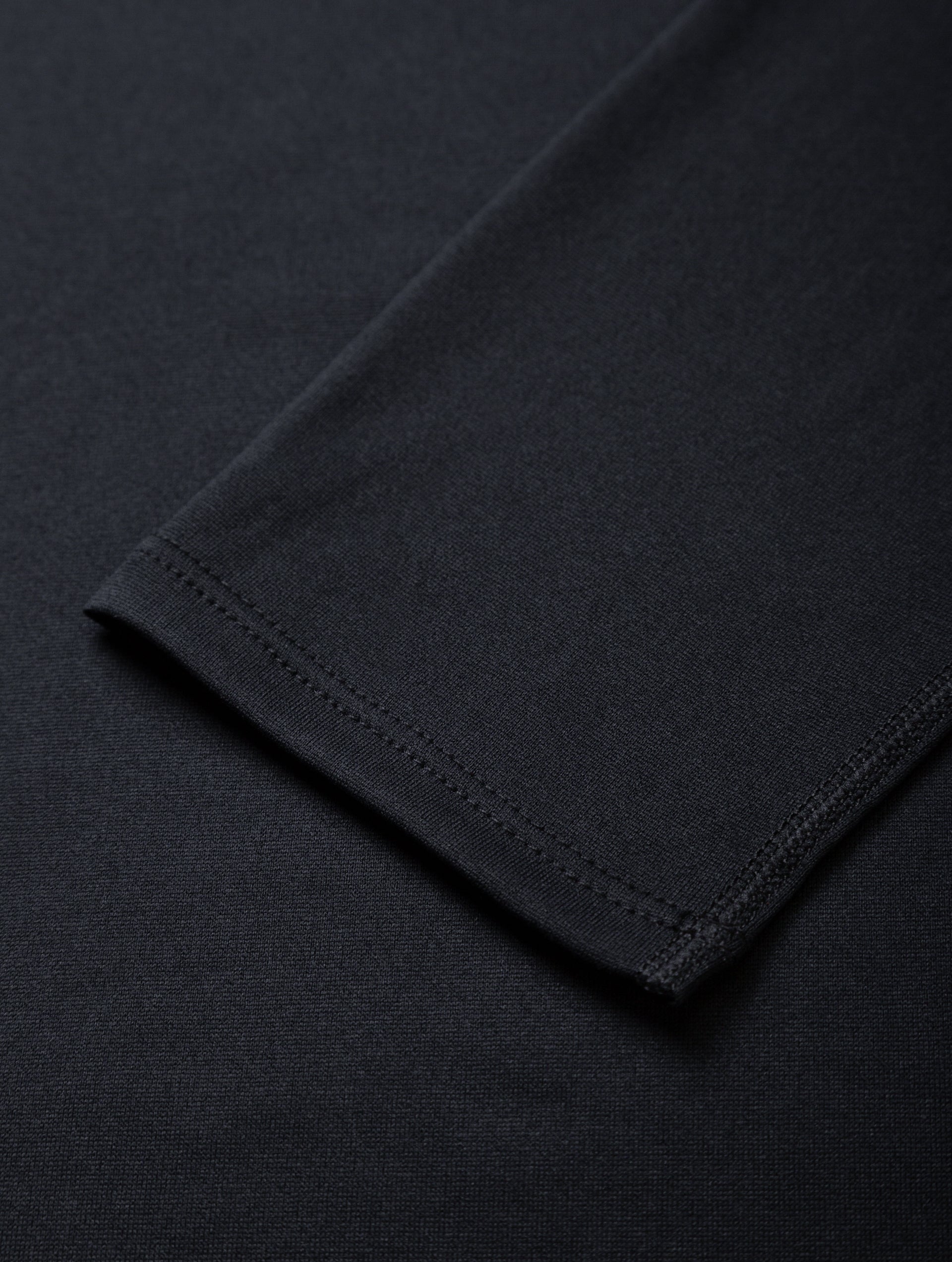 RH-00681 Black/Bright White