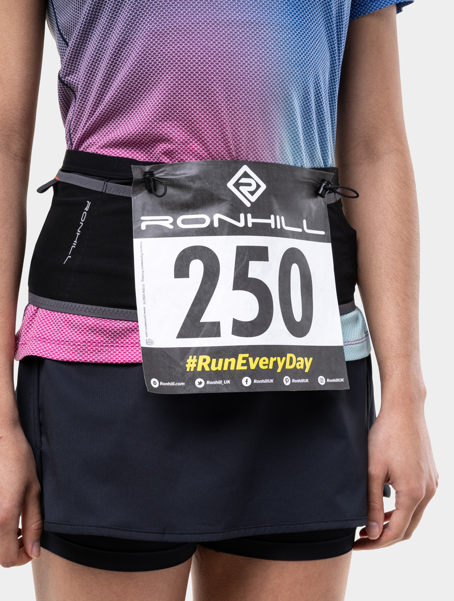 Rh-01452 Black/Ronhill Red