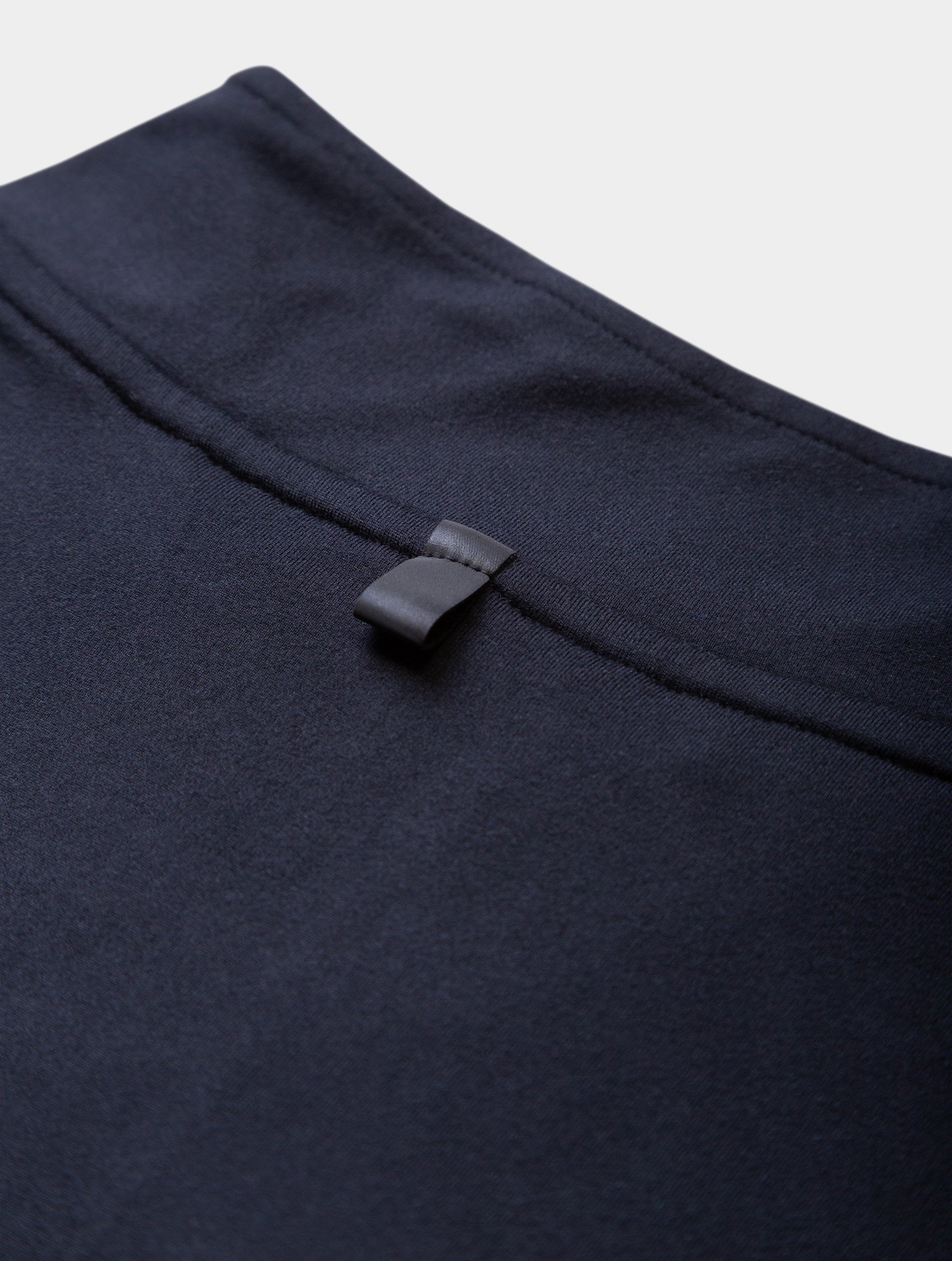 RH-00681 Black/Bright White