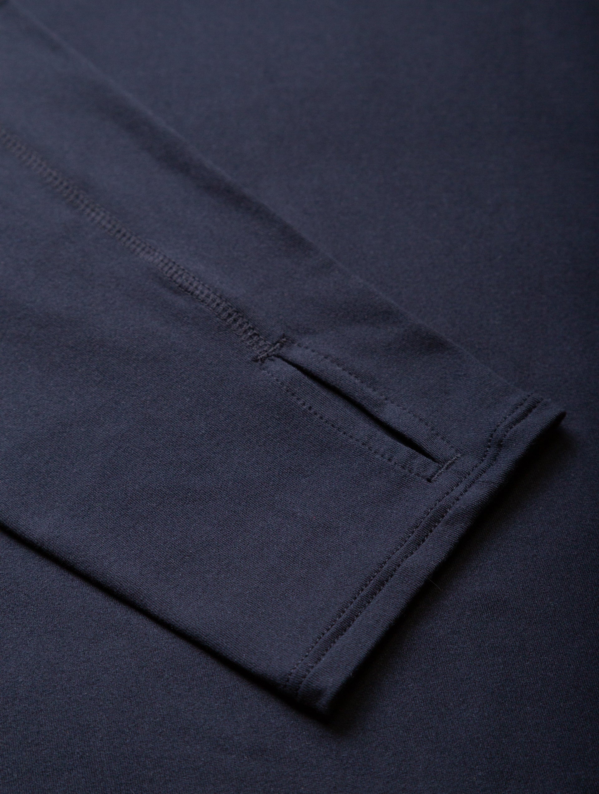 RH-00681 Black/Bright White