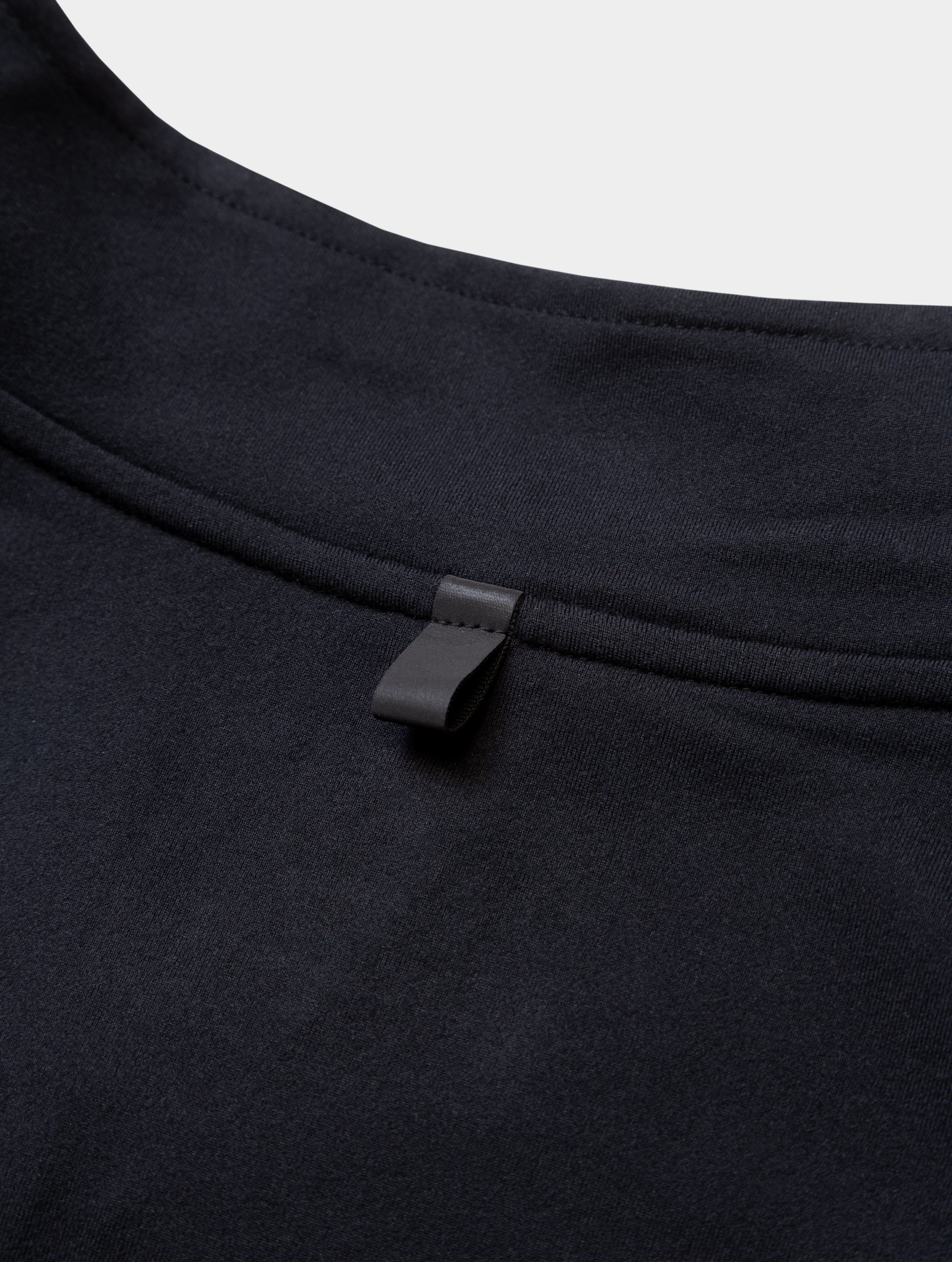 RH-00681 Black/Bright White