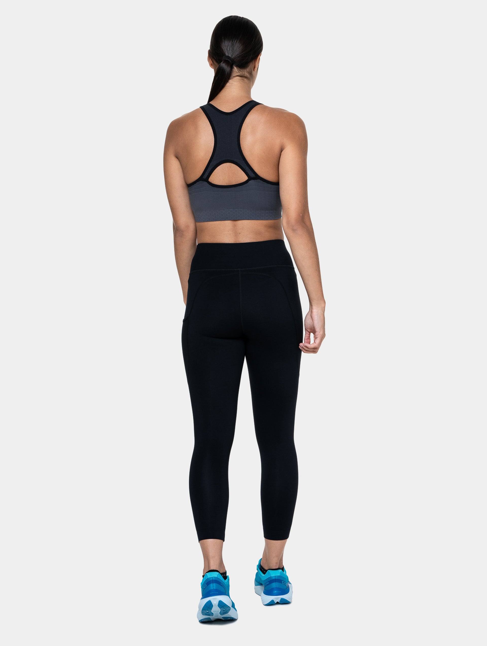 RH-00681 Black/Bright White