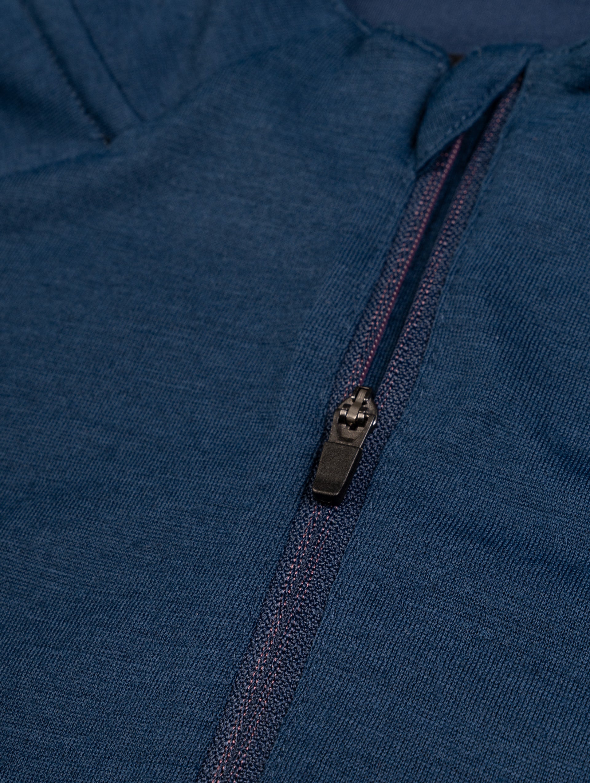 Rh-01301 Dark Navy/Dusty Tulip