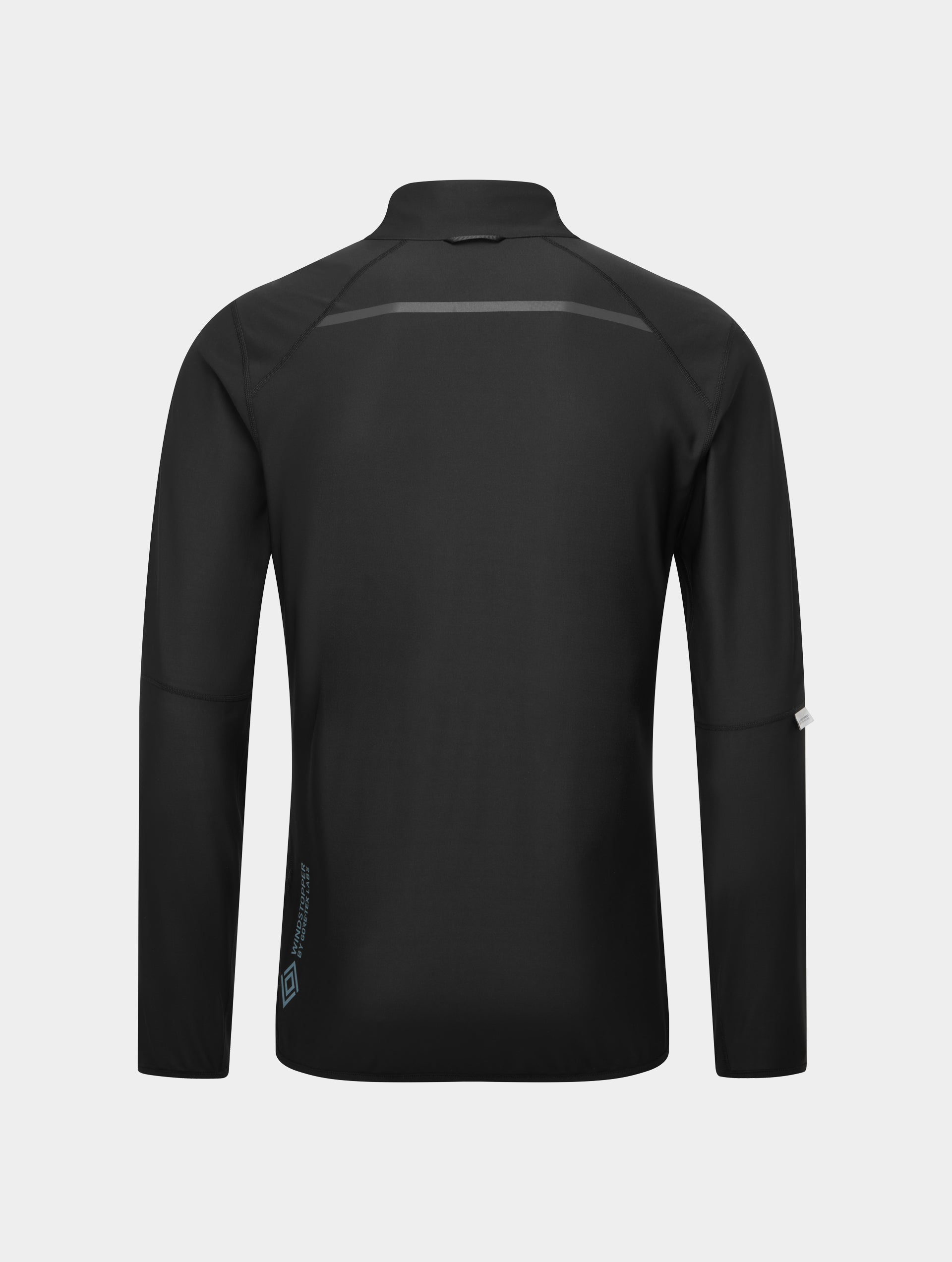 R009 All Black