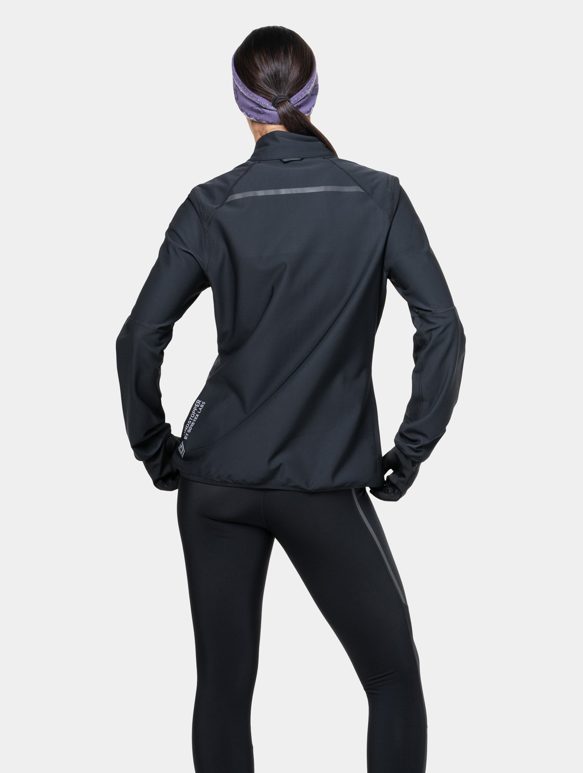 R009 All Black