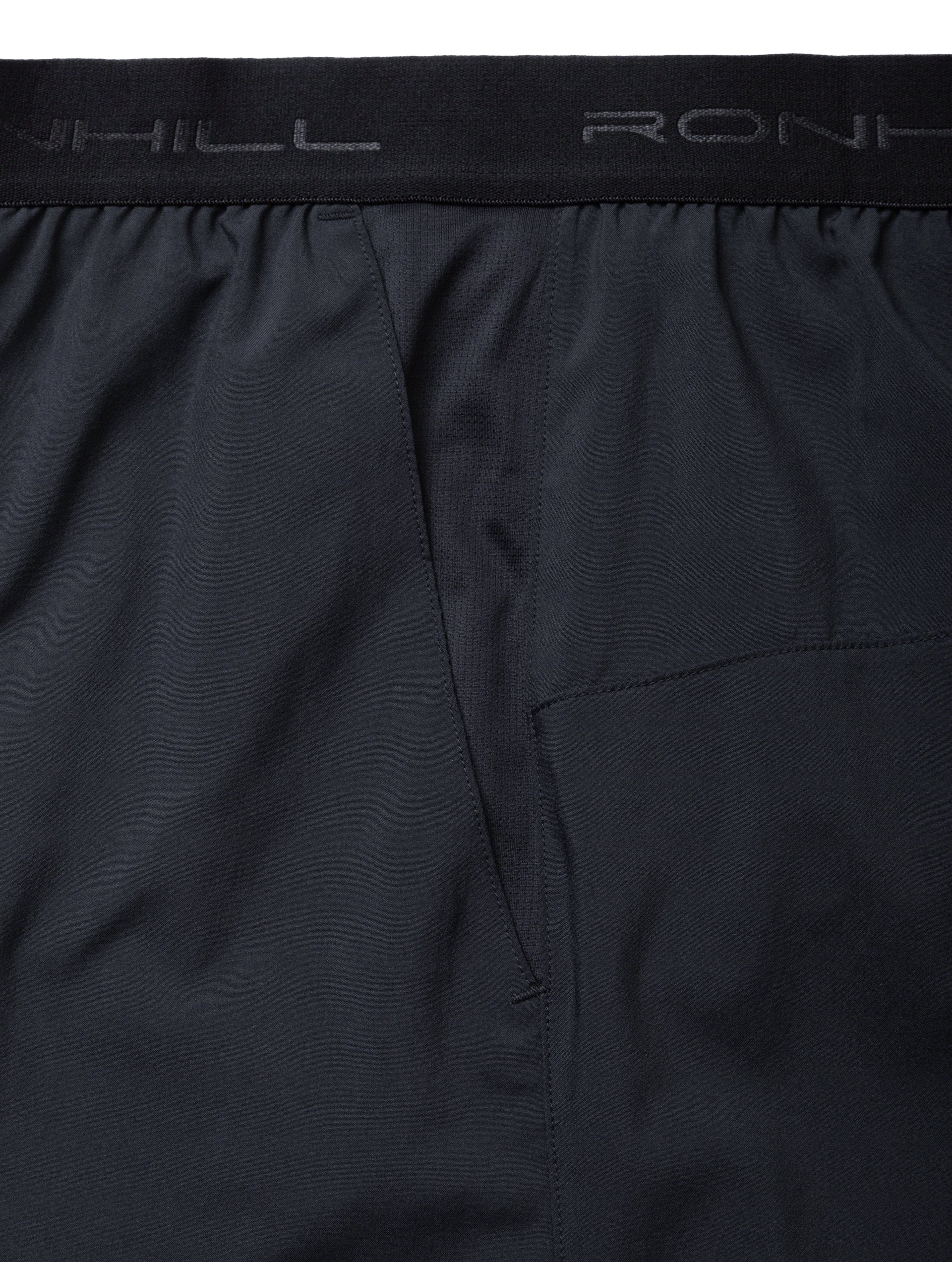 RH-00681 Black/Bright White