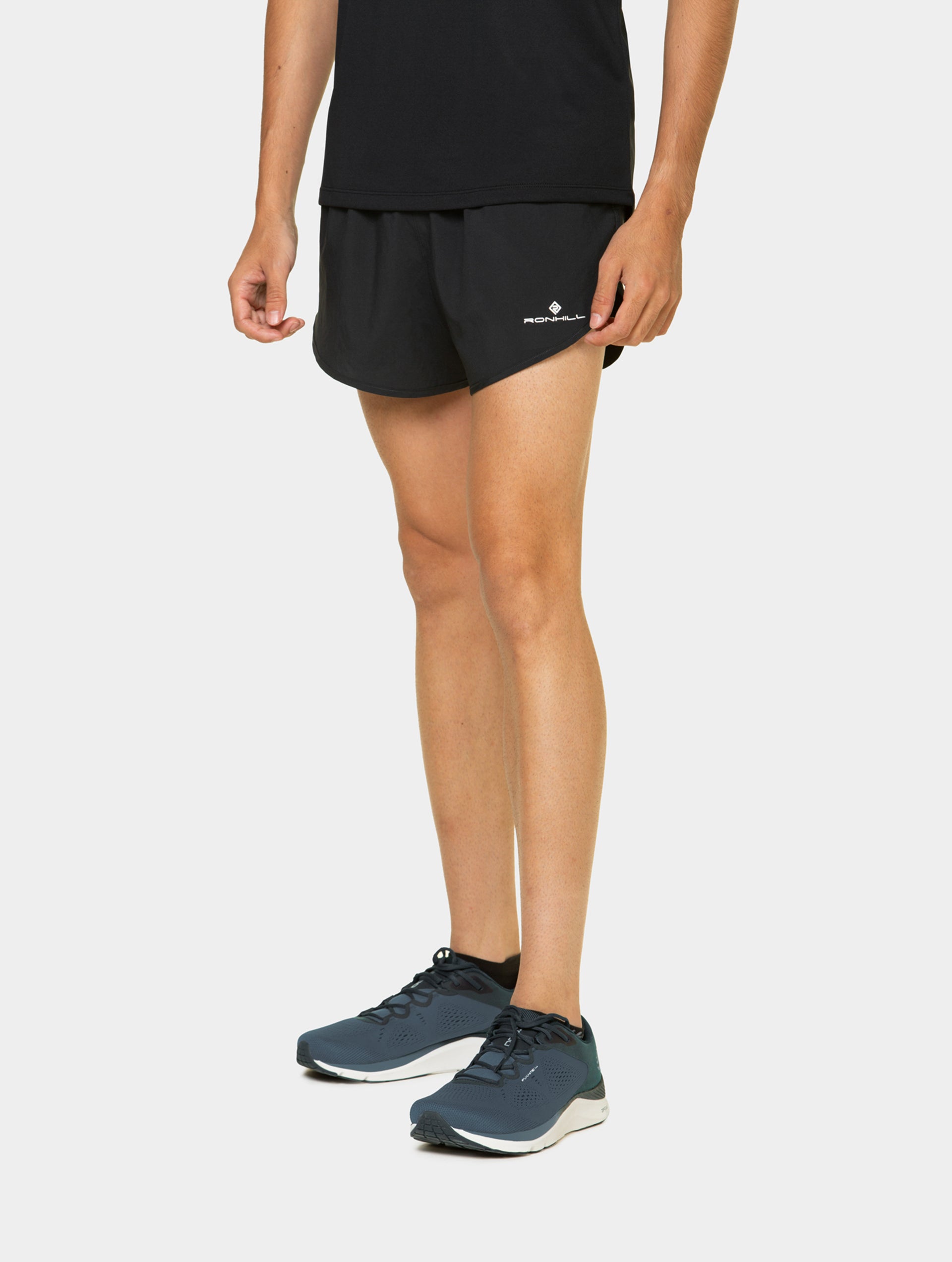 RH-00681 Black/Bright White