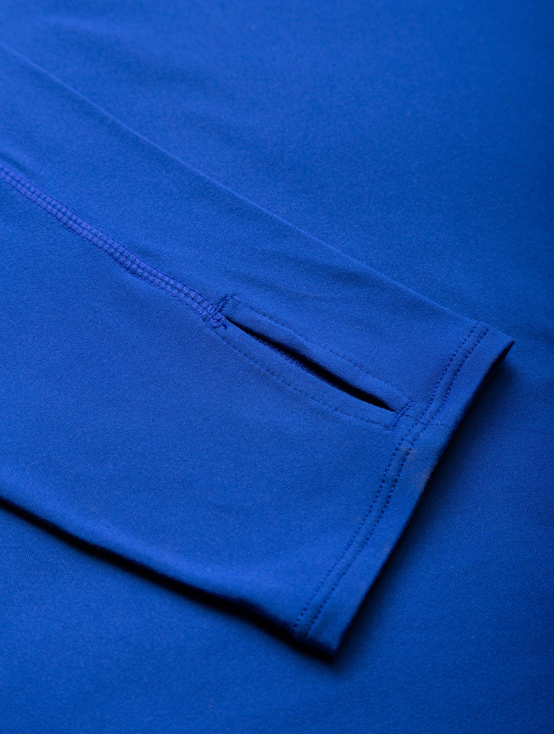 Rh-00898 DrkCobalt/BrightWhite