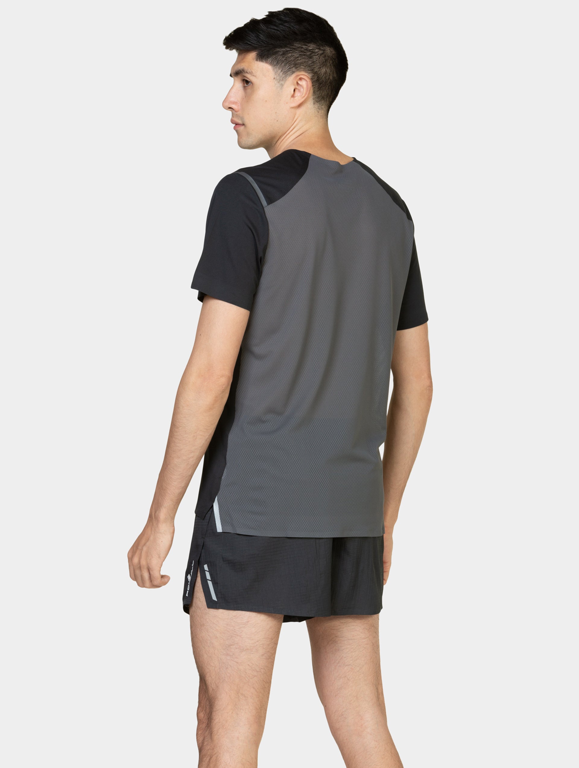 Rh-01382 Black/Artemis