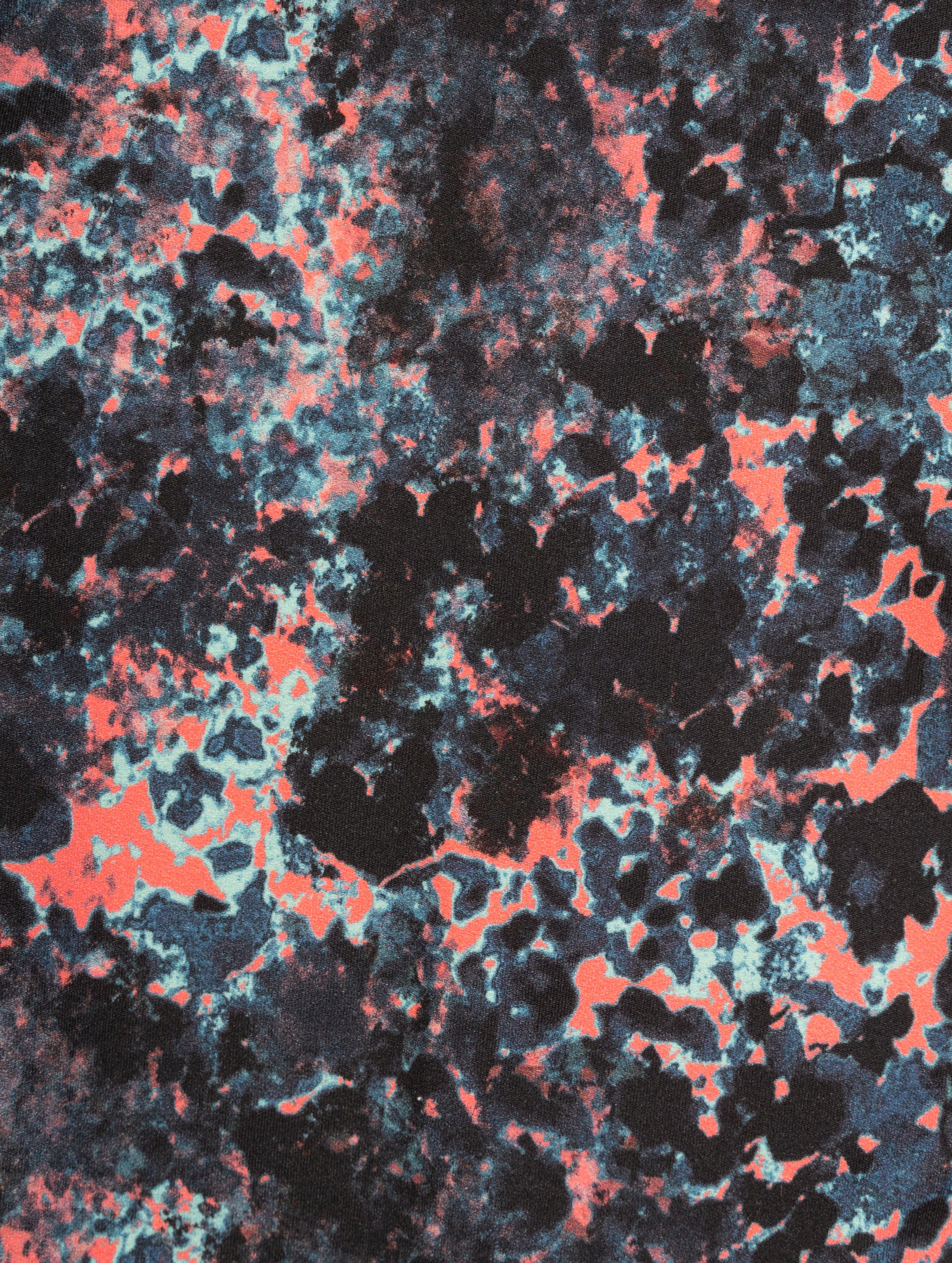 Rh-01295 Coralescent