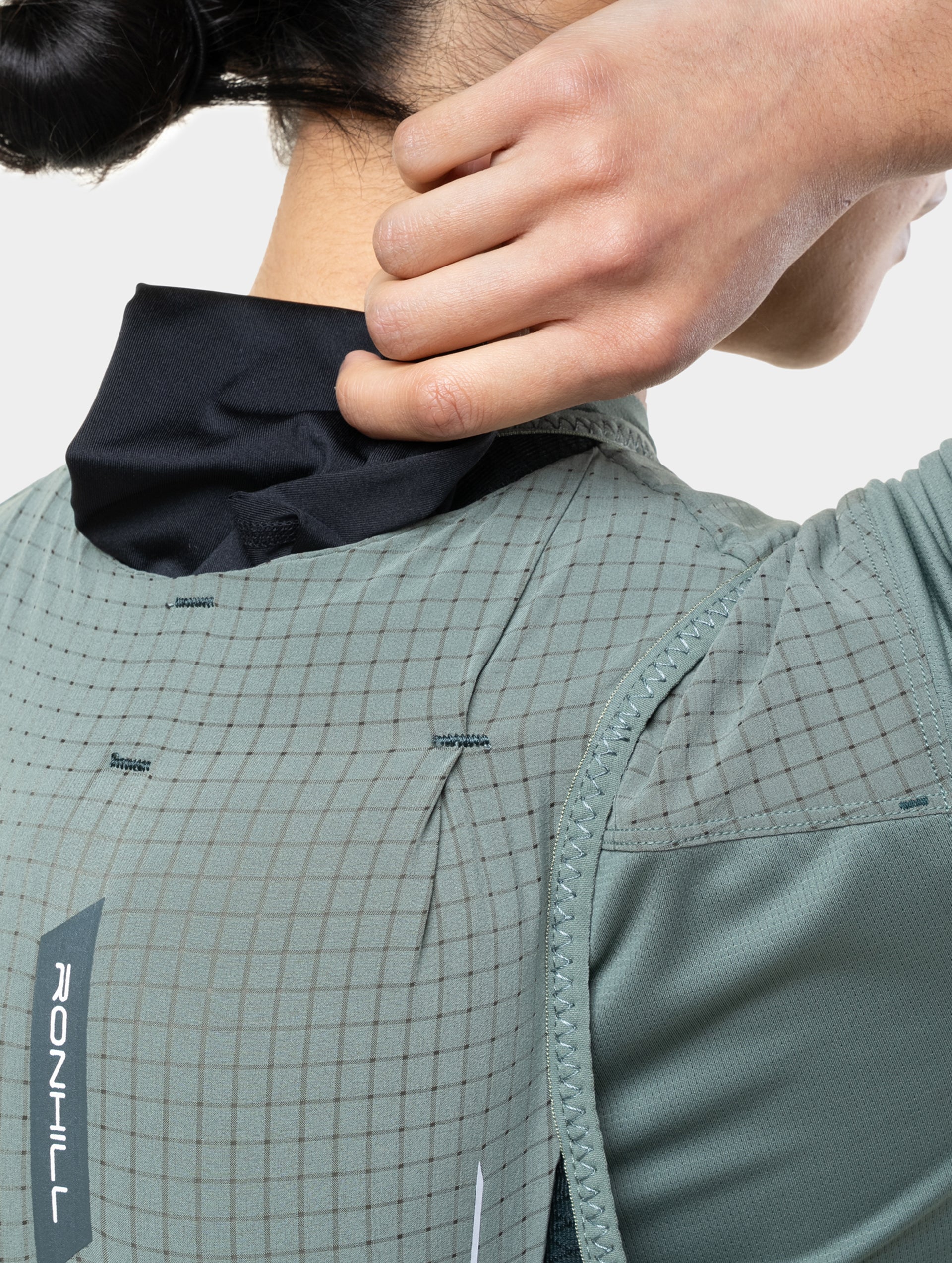 Rh-01449 Laurel/Dark Laurel