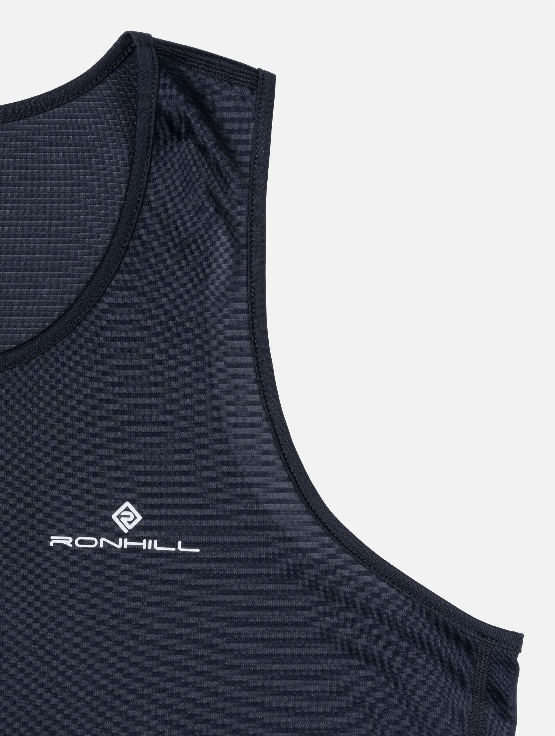 R004 Black