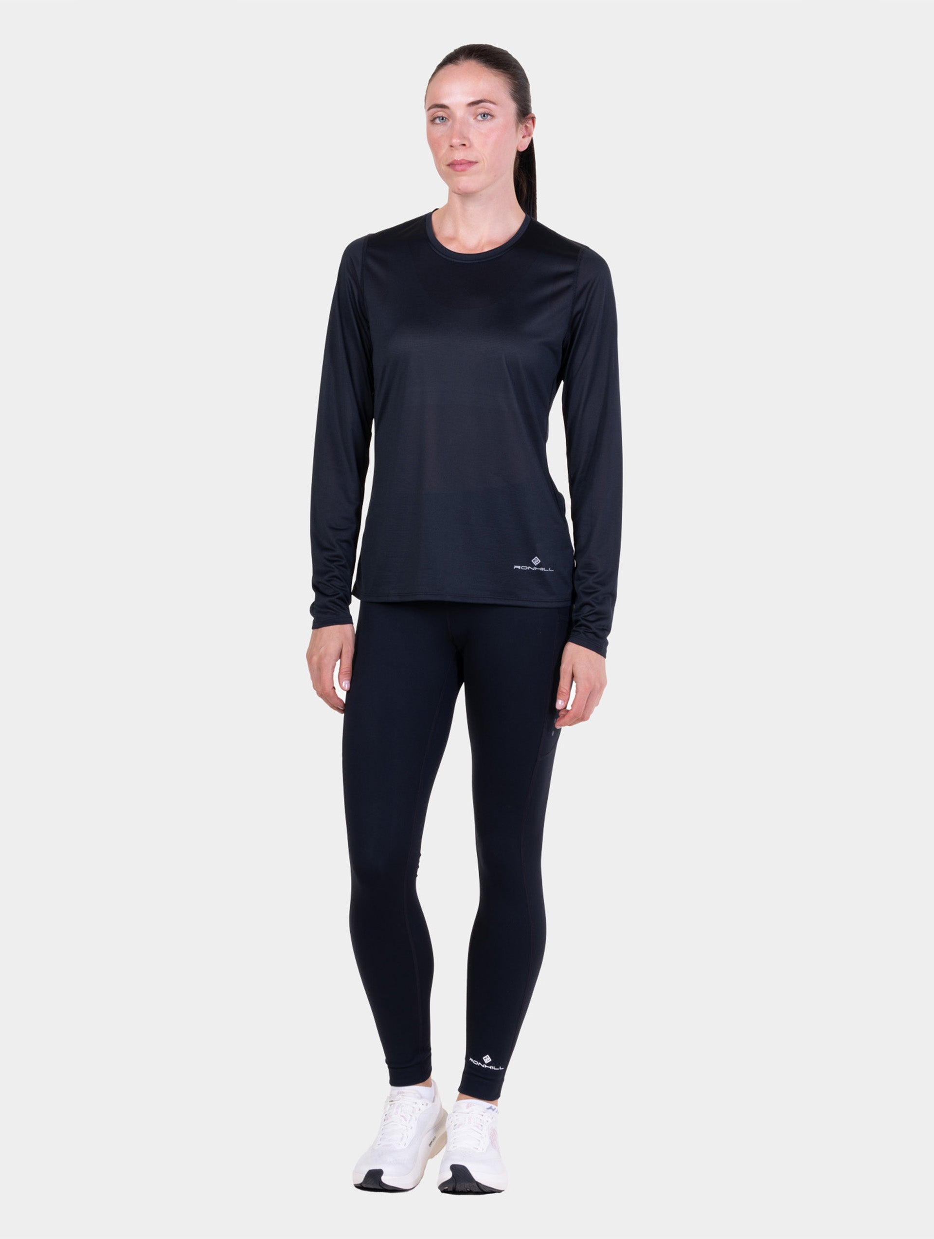 R004 Black