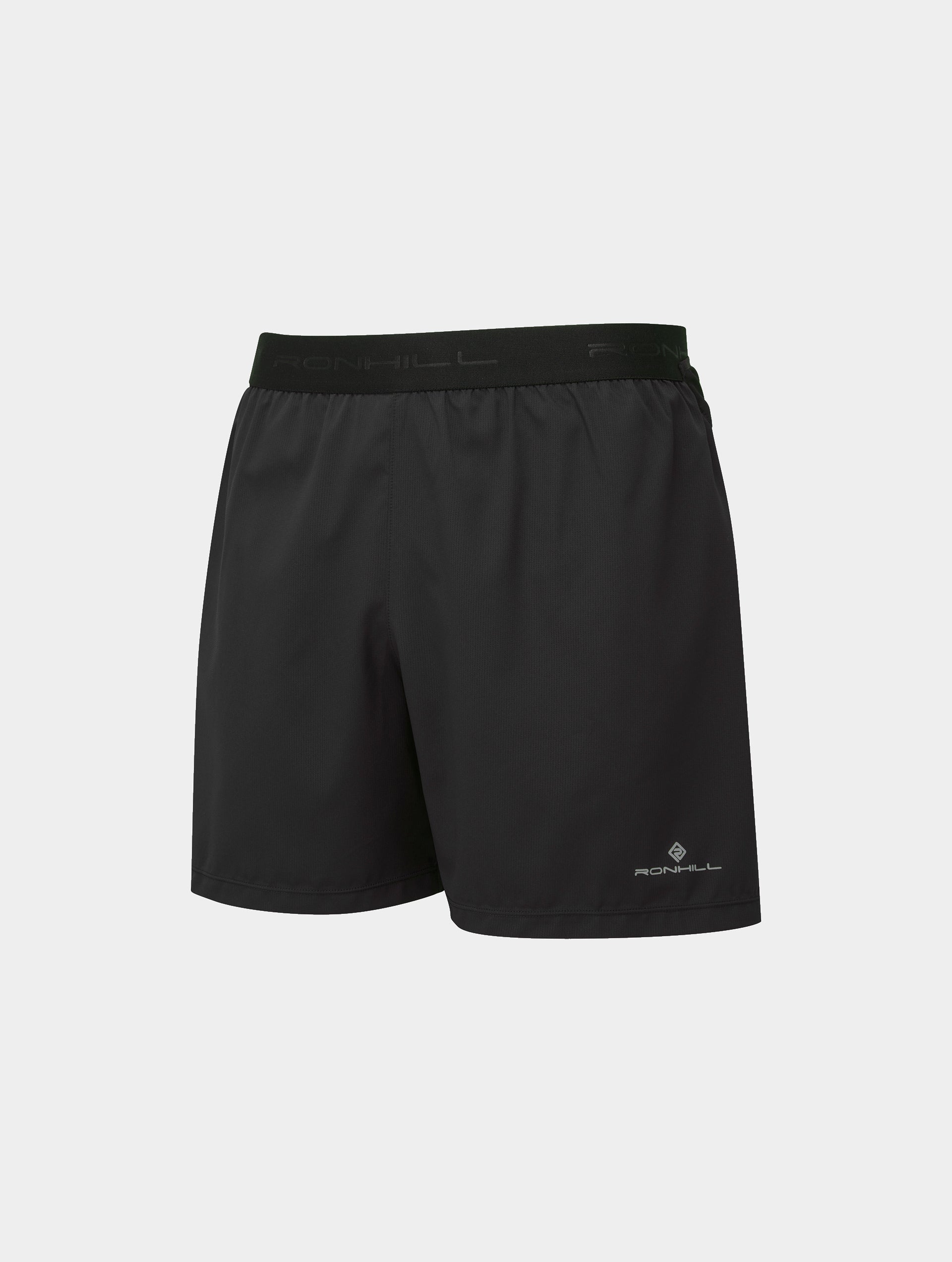 R009 All Black
